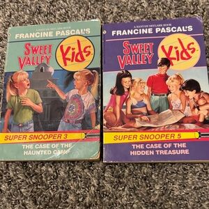 Sweet Valley Kids Super Snooper Book Set